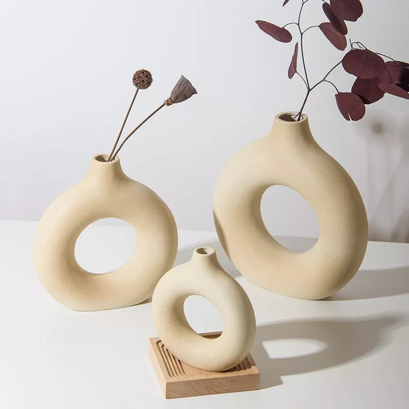 Nordic Hollow Ceramic Vase